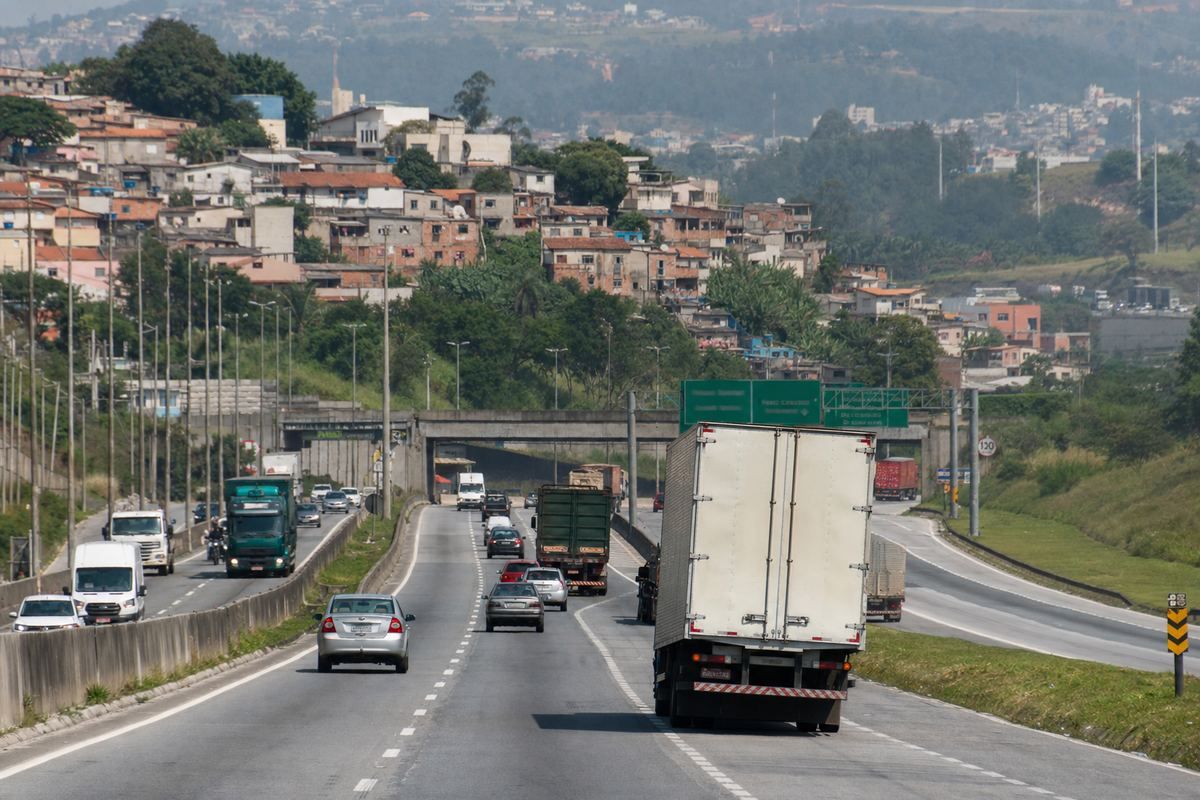Fachada / vista. Anel / Fernão Dias, Contagem